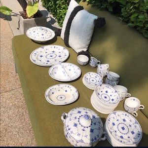 Furnival Denmark Blue China Mixed Set